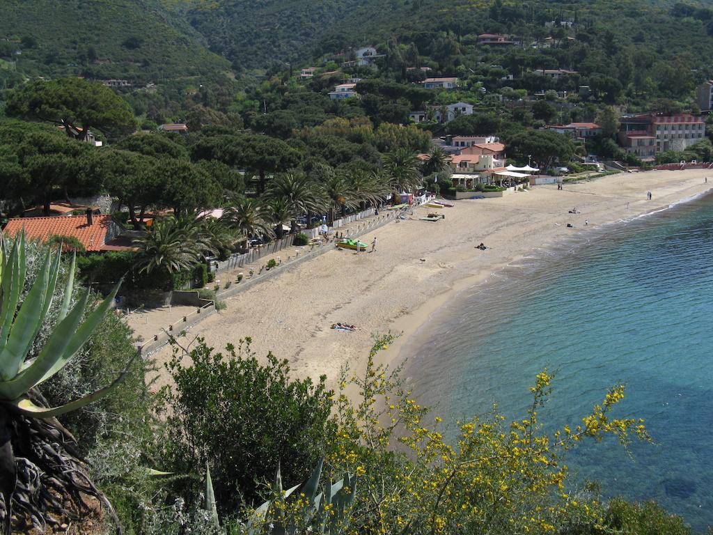 Gli Oleandri Lägenhet Capoliveri  Rum bild
