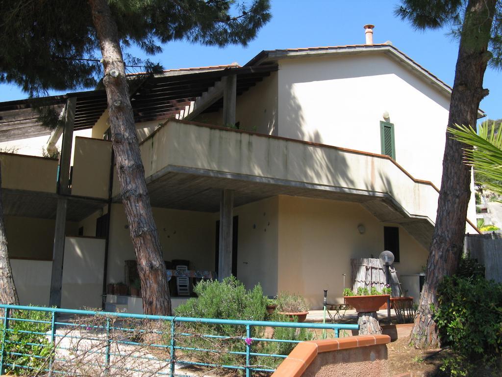 Gli Oleandri Lägenhet Capoliveri  Rum bild